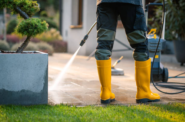 Why Choose Our Certified Pressure Washing Experts for Your Project Needs in El Monte, CA?